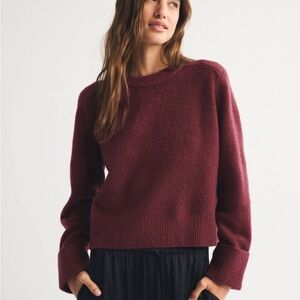 Abercrombie & Fitch Maroon Crew Neck Sweater